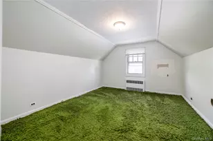 54 Hollywood Ave, Lynbrook, NY 11563 - Photo 9