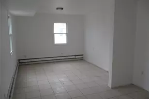 94 Roger Ave, Inwood, NY 11096 - Photo 17