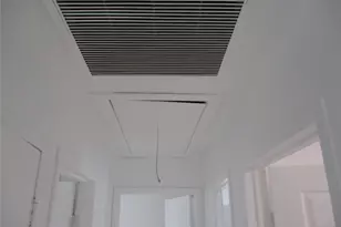 94 Roger Ave, Inwood, NY 11096 - Photo 15