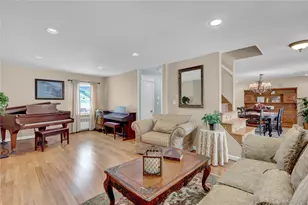 59 Lincoln Blvd, Bethpage, NY 11714 - Photo 5