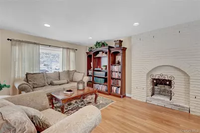 59 Lincoln Boulevard, Bethpage, NY 11714 - Photo 3