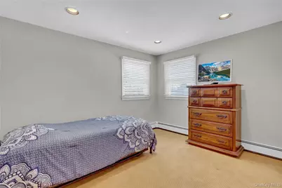 59 Lincoln Boulevard, Bethpage, NY 11714 - Photo 19