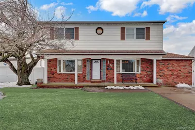 59 Lincoln Boulevard, Bethpage, NY 11714 - Photo 1