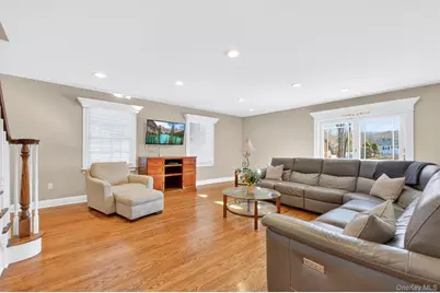 2864 Old Yorktown Road, Yorktown Heights, NY 10598 - Photo 9