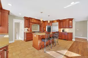 2864 Old Yorktown Rd, Yorktown Heights, NY 10598 - Photo 7