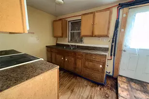 161 N Miller St, Newburgh, NY 12550 - Photo 9