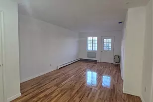 22-11 119th St, College Point, NY 11356 - Photo 3