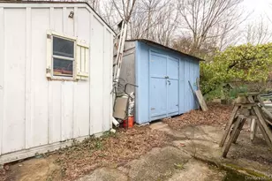 155 Hawkins St, Bronx, NY 10464 - Photo 25