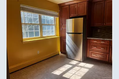 1840 Crompond Road #7C6, Peekskill, NY 10566 - Photo 5