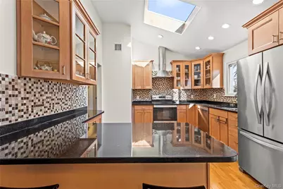 361 Nevada Street, Lindenhurst, NY 11757 - Photo 19