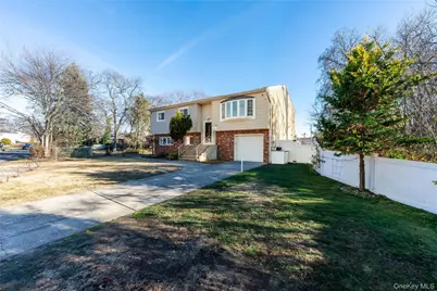 361 Nevada Street, Lindenhurst, NY 11757 - Photo 3