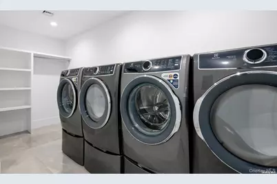 40 Hewlett Lane, Port Washington, NY 11050 - Photo 21