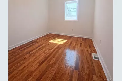1249 E 223rd Street, Bronx, NY 10466 - Photo 9
