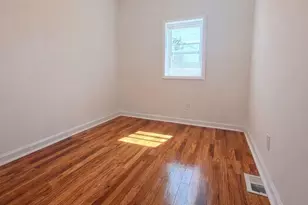 1249 E 223rd St, Bronx, NY 10466 - Photo 9