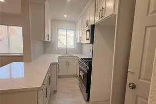 1249 E 223rd St, Bronx, NY 10466 - Photo 5