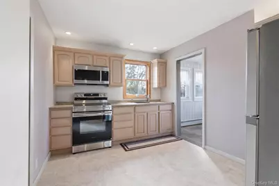 51 Johnson Street, Lake Peekskill, NY 10537 - Photo 11