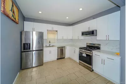 587 Miller Avenue, Freeport, NY 11520 - Photo 7