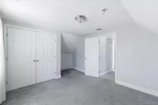 35 Weston Ave, Deer Park, NY 11729 - Photo 23