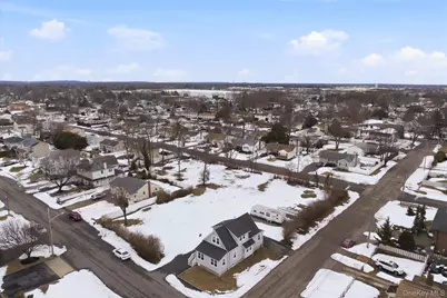 35 Weston Avenue, Deer Park, NY 11729 - Photo 27