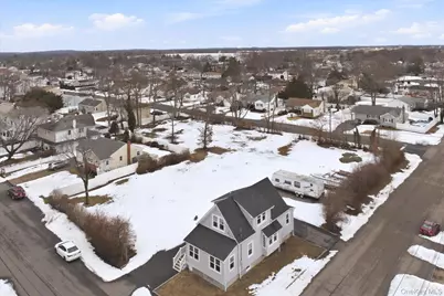 35 Weston Avenue, Deer Park, NY 11729 - Photo 33