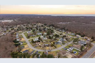 25 Haskel Lane, Stony Brook, NY 11790 - Photo 3