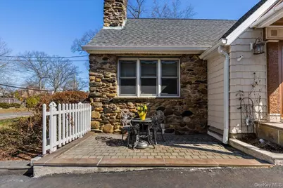 58 Kingston Avenue, Yonkers, NY 10701 - Photo 3