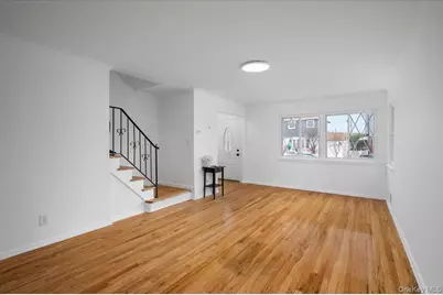 17949 Zoller Road, Jamaica, NY 11434 - Photo 9