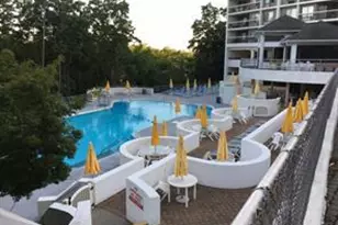 500 High Point Dr, Hartsdale, NY 10530 - Photo 11