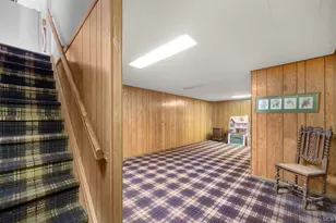 36 W Terrace Rd, Great Neck, NY 11021 - Photo 25