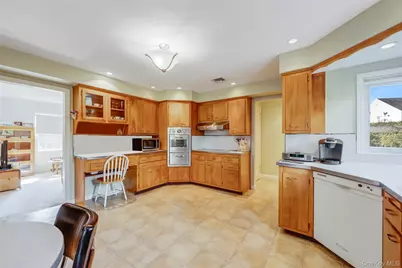 15 Seeley Court, Malverne, NY 11565 - Photo 19