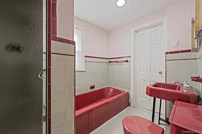 15 Seeley Court, Malverne, NY 11565 - Photo 29