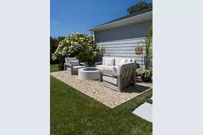 48 Middle Pond Road, Southampton, NY 11968 - Photo 3