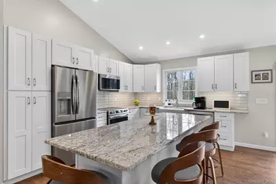 6 Viaduct Court, Salisbury Mills, NY 12577 - Photo 3