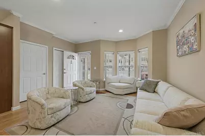 394 Spring Drive, East Meadow, NY 11554 - Photo 7