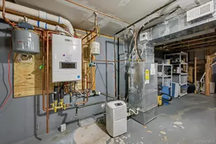 394 Spring Dr, East Meadow, NY 11554 - Photo 19