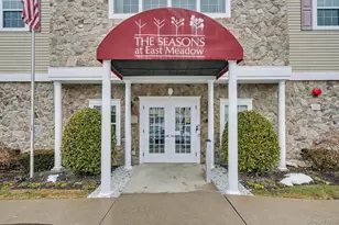 394 Spring Dr, East Meadow, NY 11554 - Photo 21