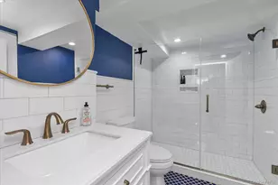 7 Rutgers Pl, Merrick, NY 11566 - Photo 19