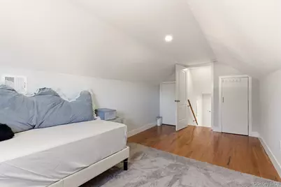 557 Woodbury Road, Plainview, NY 11803 - Photo 27