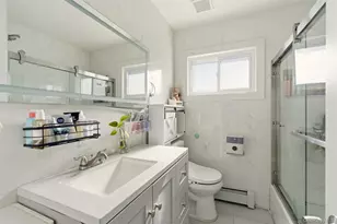 557 Woodbury Rd, Plainview, NY 11803 - Photo 17