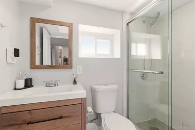 557 Woodbury Road, Plainview, NY 11803 - Photo 25