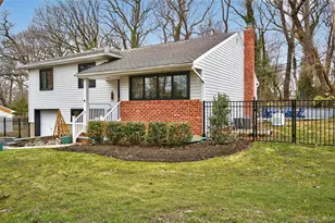 59 Grist Mill Ln, Huntington, NY 11743 - Photo 3