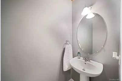 120 Cranberry Court, Melville, NY 11747 - Photo 19