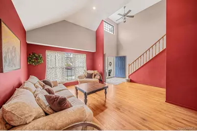 120 Cranberry Court, Melville, NY 11747 - Photo 7