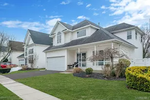 120 Cranberry Ct, Melville, NY 11747 - Photo 3