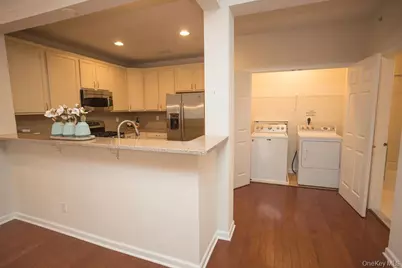 919 Saratoga Lane, Fishkill, NY 12524 - Photo 15