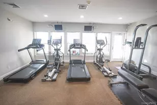 919 Saratoga Ln, Fishkill, NY 12524 - Photo 29