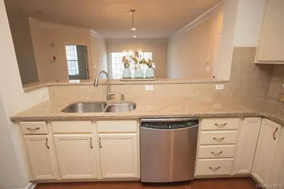 919 Saratoga Lane, Fishkill, NY 12524 - Photo 13