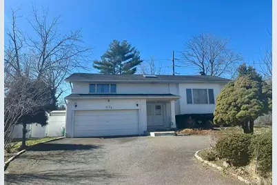 23 Clinton Lane, Jericho, NY 11753 - Photo 1