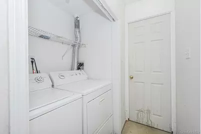 61 Merivale Lane, New York, NY 10304 - Photo 3