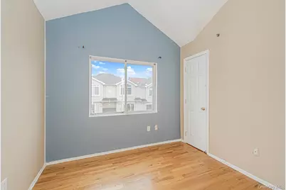 61 Merivale Lane, New York, NY 10304 - Photo 15